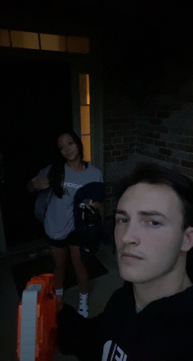 red_rocketswhs's tweet photo. Jojo and slade blinked Peyton and clara today to take a strong lead against these scums. @WoodstockNerf21 @futuremommys21 https://t.co/AGz7HaJsHS