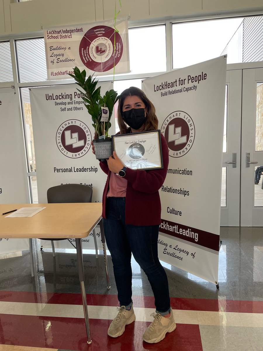 Ms. Fernandez tweet media