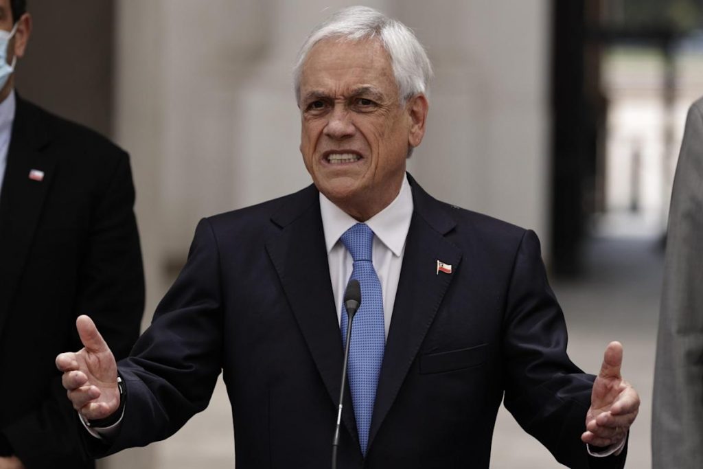 QPEV_'s tweet photo. #Destacadas #Cámara #cedida #Fotografía El juicio político a Piñera da un importante paso a dos semanas de los comicios presidenciales en Chile. https://t.co/LFyKbb9fst. Vía: QPEV https://t.co/sZkkf7Tcxc