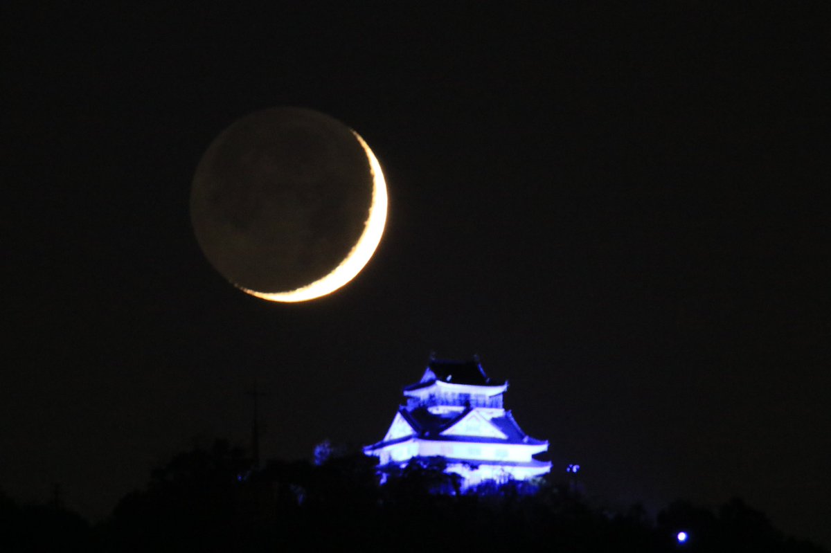 三日月と岐阜城
