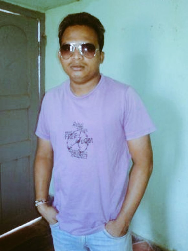 DeepChitrasen's tweet photo. @SunaManoranjan #HappyBirth to you Sir
Many Many return of the day @AshishD19199799 @Dshsulekela @sudamtandi22 https://t.co/Nihu16JQRs