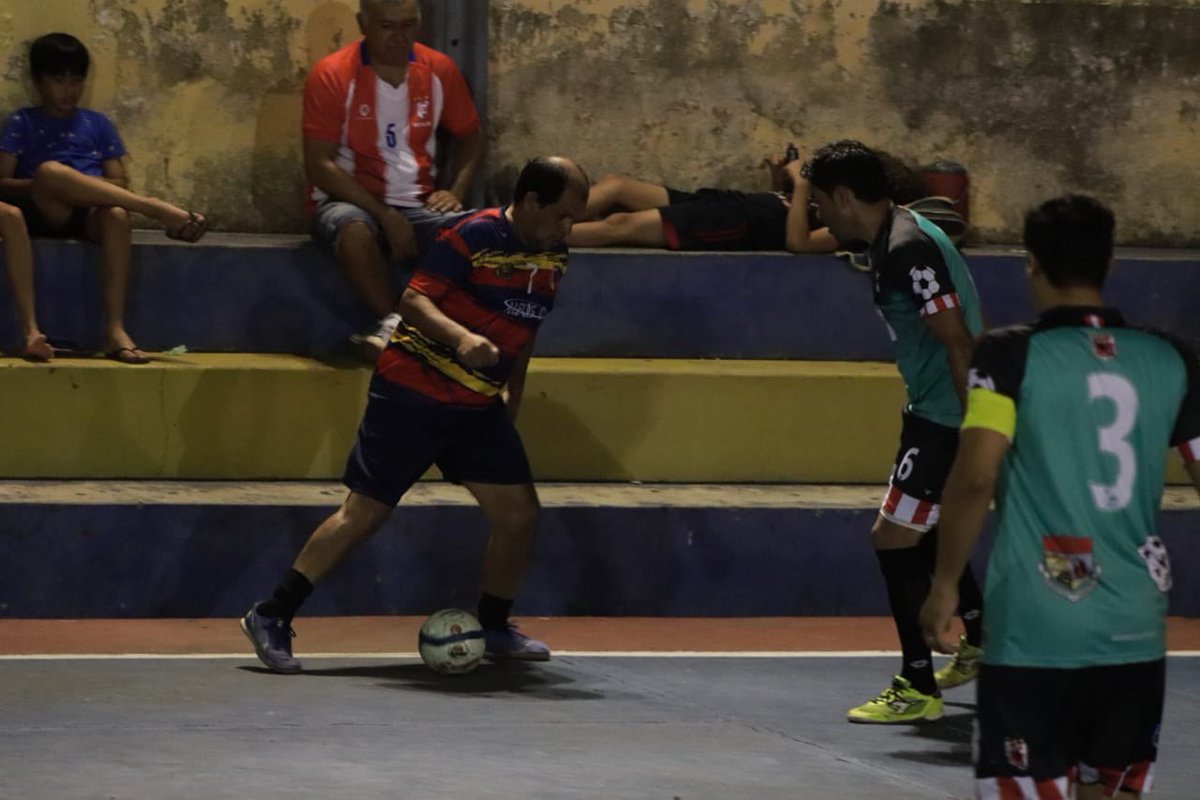 ffsfmoficial's tweet photo. 🔰Torneo de Preparación FFSFM 2021❗️
Dvo Estanzuela 4-4 CNC 40

Te dejamos las imágenes que dejo el partido correspondiente a la segunda fecha categoría C40.

#FFSFM https://t.co/pVBvJ4MfaK