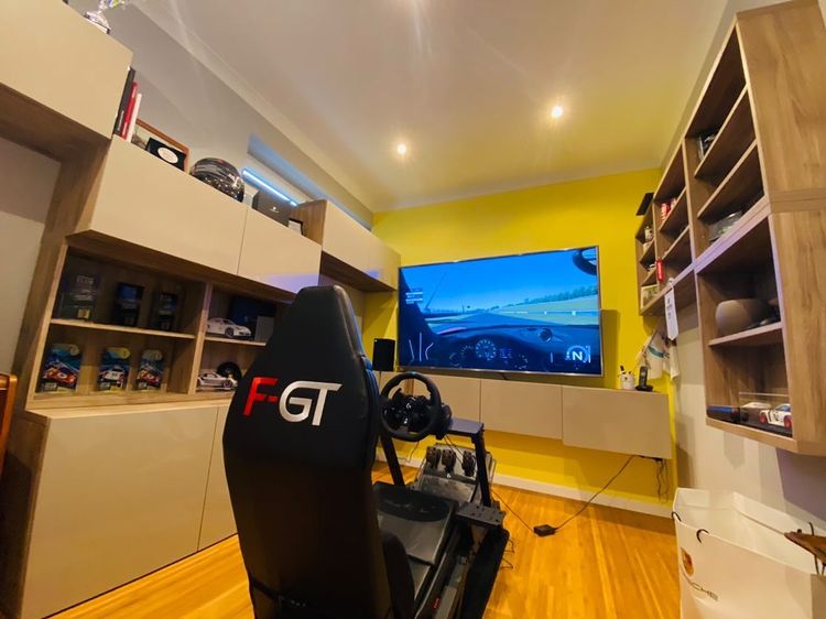 nextlvlracing's tweet photo. Dedicated sim rooms are a thing of beauty!
Thank you to @porsche_club_campania on IG for submitting their F-GT Cockpit setup!
#nextlevelracing #simracing #racingsim #simroom https://t.co/5pfT5ee8sK