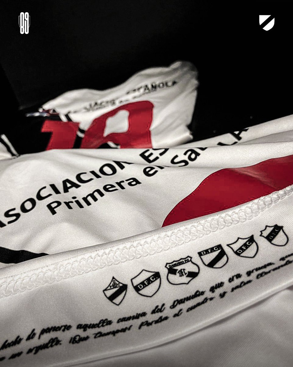 Nuestros colores. ¡𝐕𝐚𝐦𝐨𝐬 𝐜𝐨𝐧 𝐭𝐨𝐝𝐨 𝐡𝐨𝐲!

#𝐃𝐚𝐥𝐞𝐃𝐚𝐧𝐮 ⚫️⚪️
