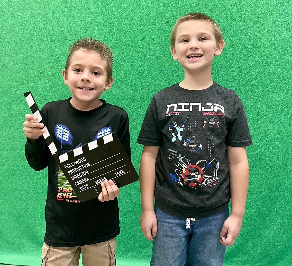 Amy__Torre's tweet photo. Helping a first grade class use the green screen to explain how life was different in the past was hands down the highlight of my day! @GulfHighlandsES  @DoInkTweets https://t.co/xqvMF4xmvU
