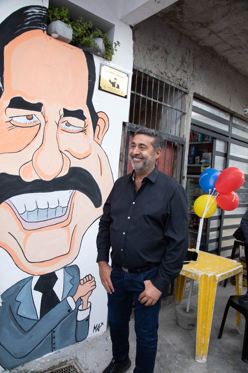Daniel Angelici (@tanoangelici) on Twitter photo Hoy inauguramos el "Ateneo Rosa Martínez de Vidal", único en la cuarta manzana del barrio Rodrigo Bueno de la Comuna 1, junto a nuestros candidatos a <a href="/LegisCABA/">Legislatura CABA</a>, <a href="/inesparry/">Ines Parry 💚</a> y <a href="/GustavoaMola/">Gustavo Mola</a>, y la candidata a Diputada Nacional @sandraruizxxi.
<a href="/_SalcedoRoberto/">Roberto Salcedo</a> #RadicalesxArgentina Hoy inauguramos el "Ateneo Rosa Martínez de Vidal", único en la cuarta manzana del barrio Rodrigo Bueno de la Comuna 1, junto a nuestros candidatos a <a href="/LegisCABA/">Legislatura CABA</a>, <a href="/inesparry/">Ines Parry 💚</a> y <a href="/GustavoaMola/">Gustavo Mola</a>, y la candidata a Diputada Nacional @sandraruizxxi.
<a href="/_SalcedoRoberto/">Roberto Salcedo</a> #RadicalesxArgentina