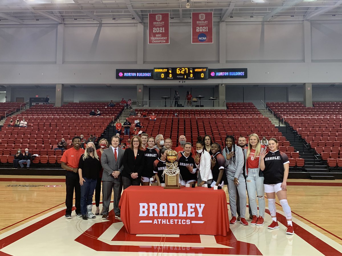 BradleyWBB's tweet photo. Without banners no more! #Squad46 got it done! https://t.co/kel7NbOr3B