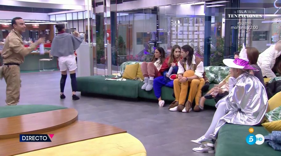 ¿De qué lado estás?

🔁 Adara
❤️ Luis

#SecretCuentaAtrás9