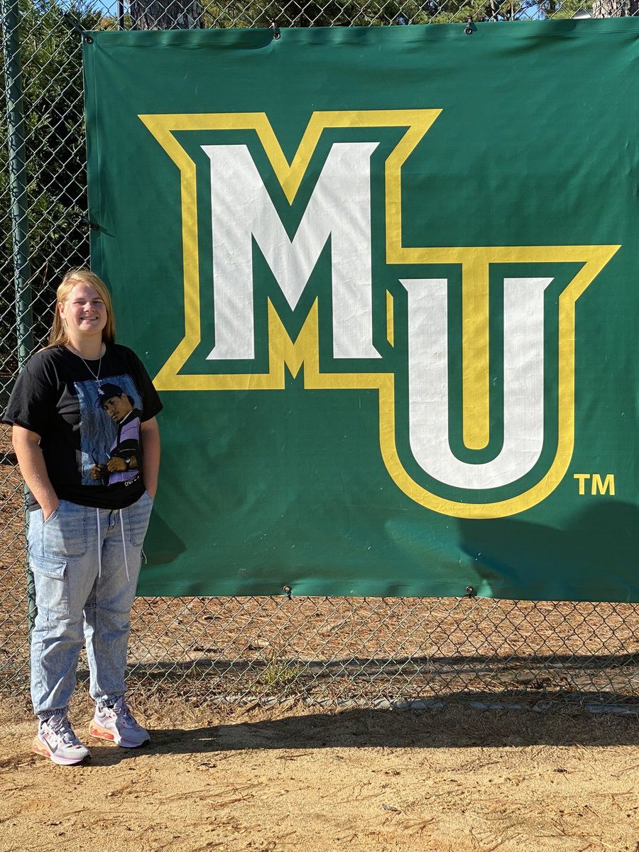 RooHowell2023's tweet photo. Thank you for such an incredible visit! Was a great experience! Thank you for everyone who made this possible today! See you soon at the camp!! @MUMonarchsSB @mucoachken @Linda_McGowan14 https://t.co/p76GkDRXiF