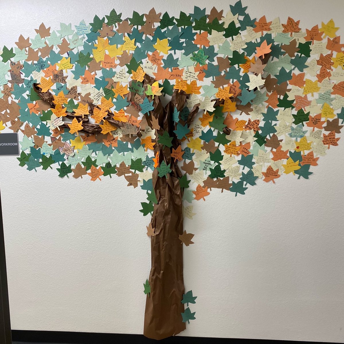 wgapto's tweet photo. We are thankful for WGA!
All students wrote something about WGA that they are thankful for and PTO created a gratitude tree with their answers. We were blown away with the thoughtful responses. Thank you to our wonderful school, teachers, and staff for all that they do! 💙💚 https://t.co/ZdtXDAp4tf