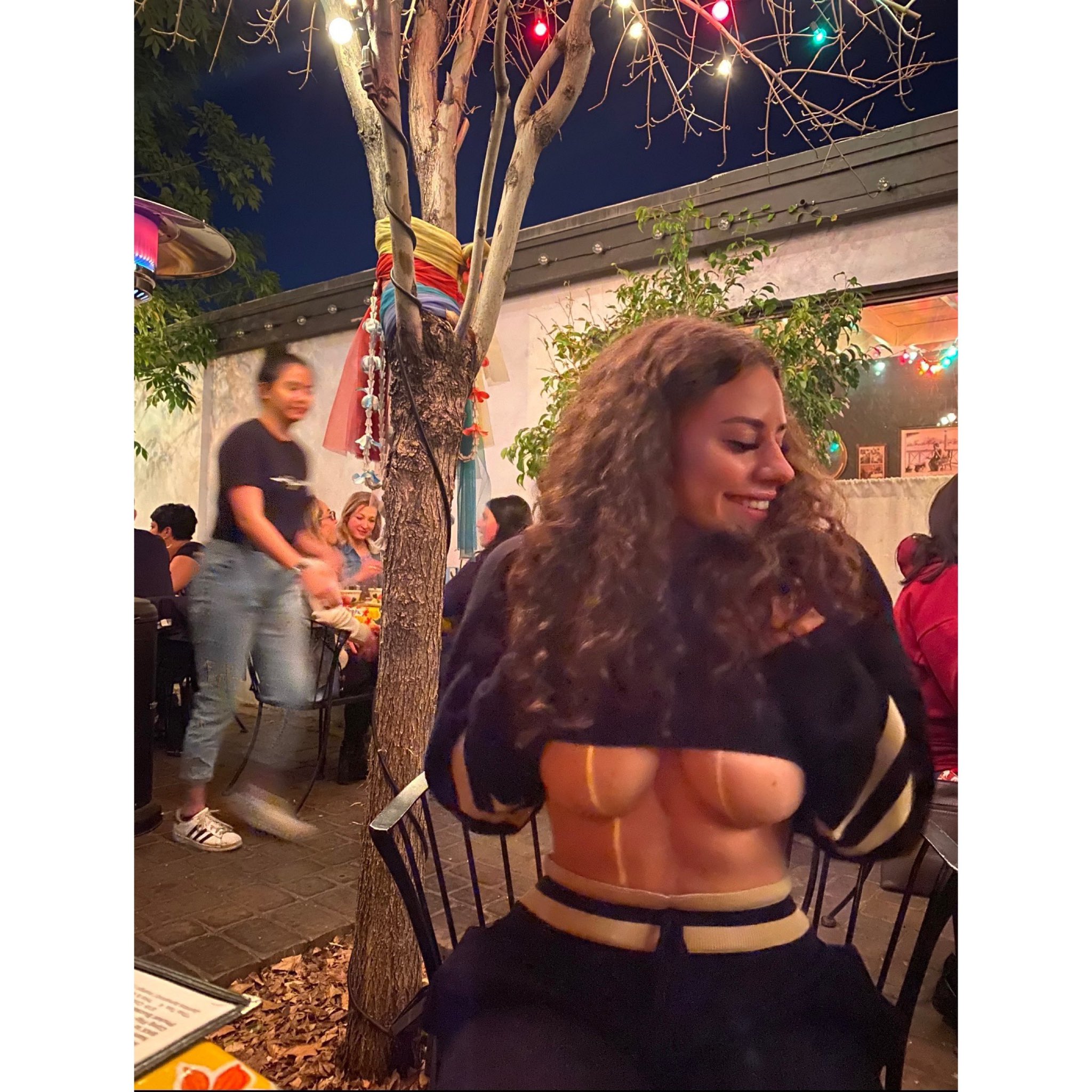 Taylor on X: Would you take pictures like this of me at dinner? Yes or yes  t.coxRL5CgAOxS  X