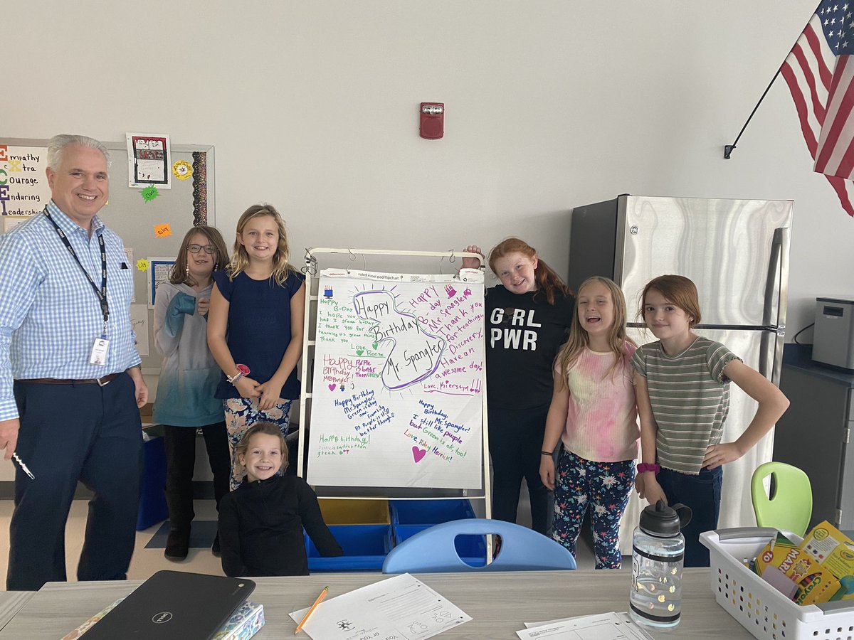 kunkelteaches's tweet photo. We had fun celebrating Mr. Spangler’s birthday! @spanglerteach #gettinold! https://t.co/HW1YCYpL0N