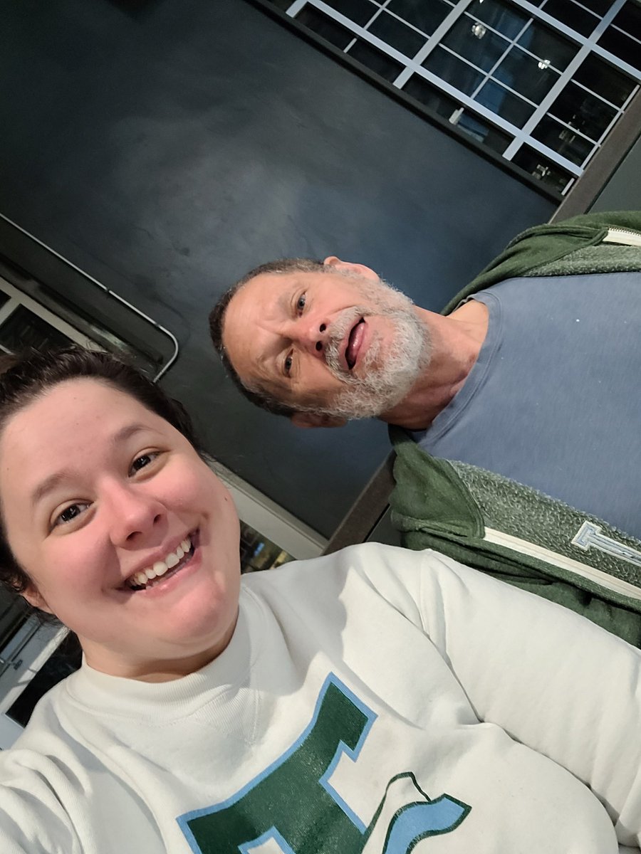 tchoupa_style's tweet photo. Obligatory selfie at our seats. It's great to be back in here! #RollWave #beatSoutheastern https://t.co/6wexTZwaQa