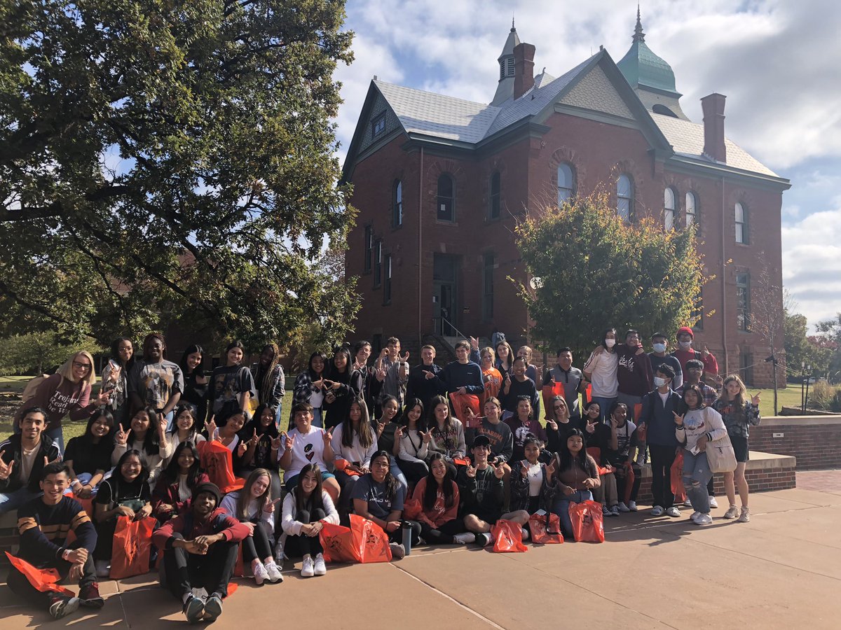 OkEricFox's tweet photo. Great day with @JenksAvid seniors touring @okstate today. Building college dreams one day at a time. @AVID4College @AVID_CR @AVIDCMartinez @judilt @jenkshs_cc @jenkshs https://t.co/DVcXfIiy6p