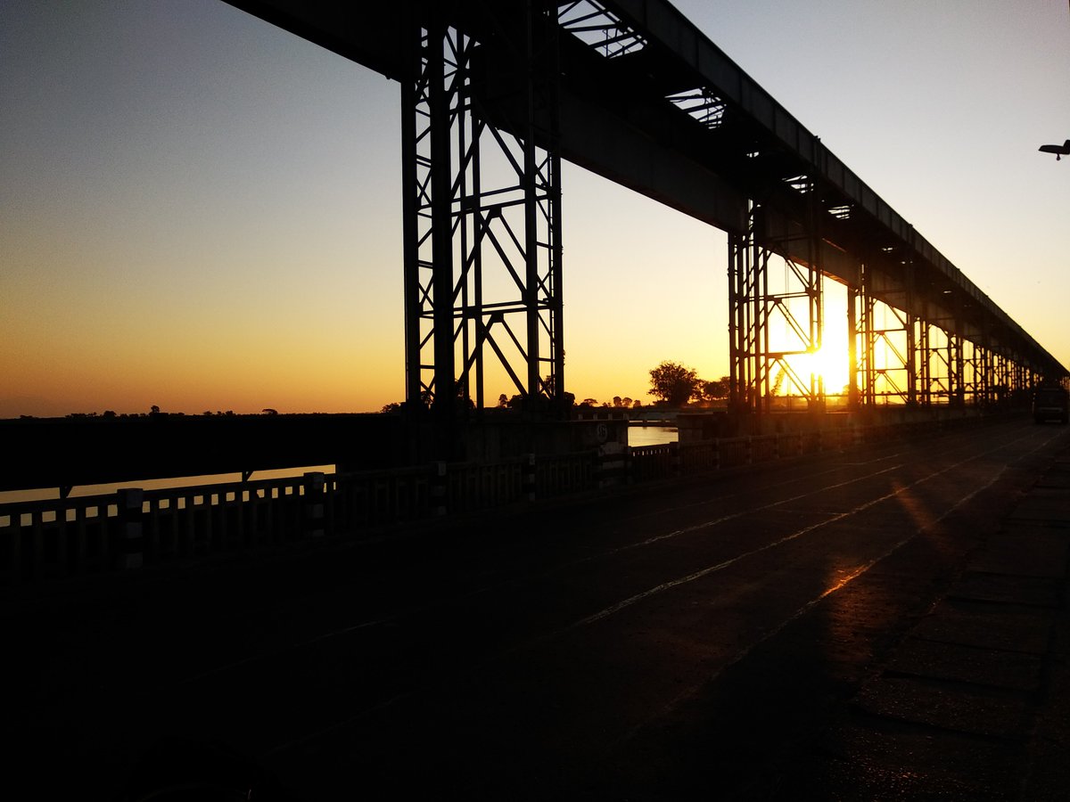 Xeeteezz's tweet photo. A good morning.
#koshibridge https://t.co/73PHaaRavJ