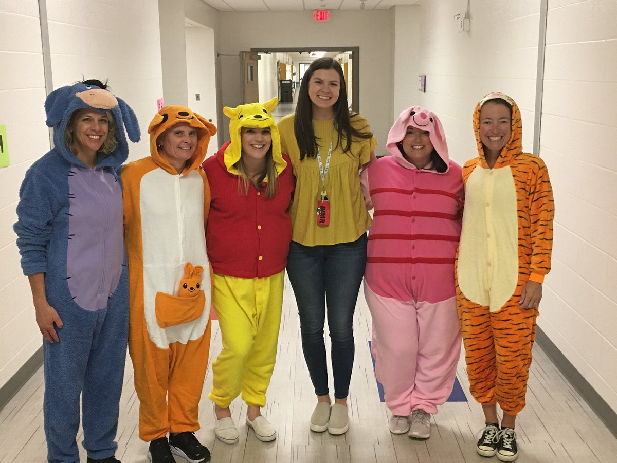 fssdLES's tweet photo. Our first and second grade teams were all about friendship today! #BeNiceWeek #DisneyFriends https://t.co/Vy9NypSeWq