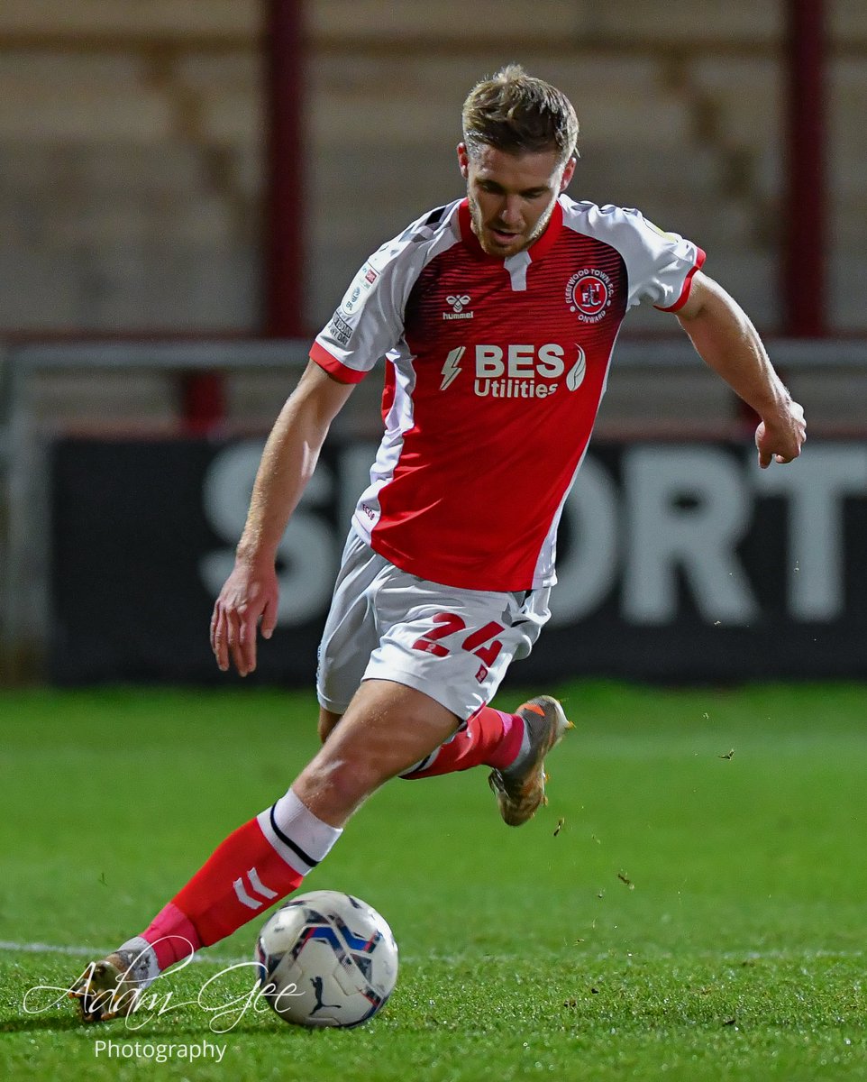 adamgeepics's tweet photo. Not a great result for @ftfc v @ASFCofficial in the @EFL #PapaJohnsTrophy but at least it didn't rain for a change and Fleetwood progress #FLEACC #CodArmy @BattyDaniel #OnwardTogether https://t.co/n8Oqh2B29Y