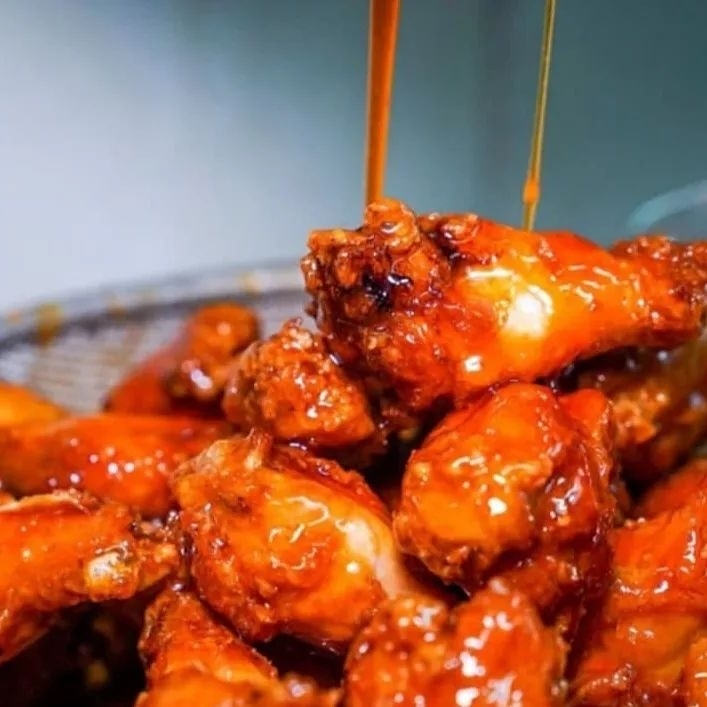 blkrestaurantwk's tweet photo. So much good food in Florida. 

Roll call: 
@mrpotatospread / Orange Park &amp; Jacksonville
@perrywingsplus / Westview
@rightonquebbq / tallahassee

#BRW2021 FLORIDA is happening 11/12 - 11/21!  Shoutout to our partners @pepsidigin &amp; our community sponsors @yelp 🙌🏾 https://t.co/kH0WxYE4VC