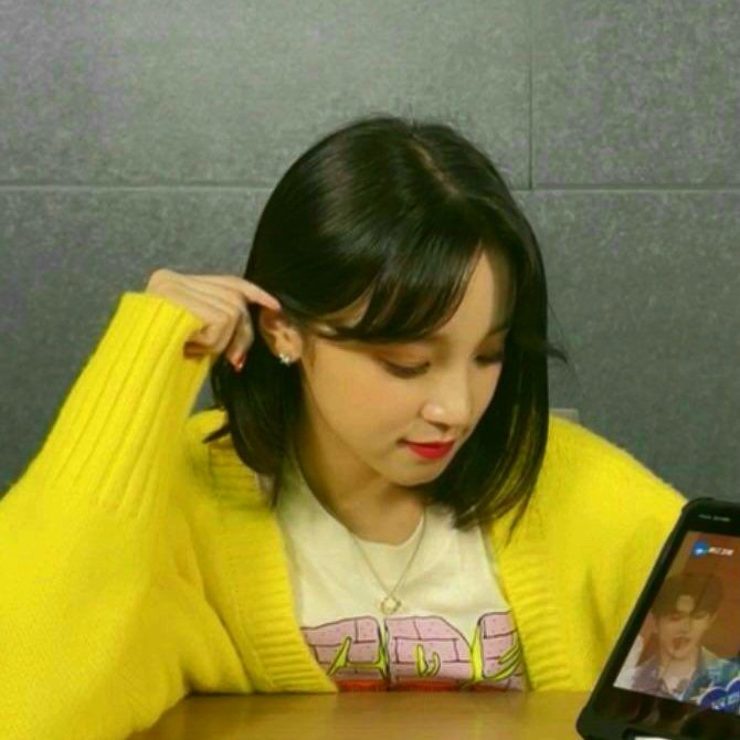 #NewProfilePic dalagang pilipina yEaH 😜🤙