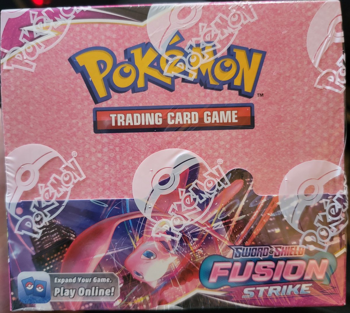 DonnnySins's tweet photo. It do be another #Giveaways🤯

Who says 3 at once is too many? 1 booster 1 win. Randomized 11/13 free shipping INTL ✔  to enter simply:

👉Follow Me:)
👉Like&amp;Retweet
👉Reply Your top 2 #pokemontcg sets

My way of trying to say thankyou❤ #pokemon #fusionarts  #mew #PokemonGO https://t.co/SzEl2AkFRm