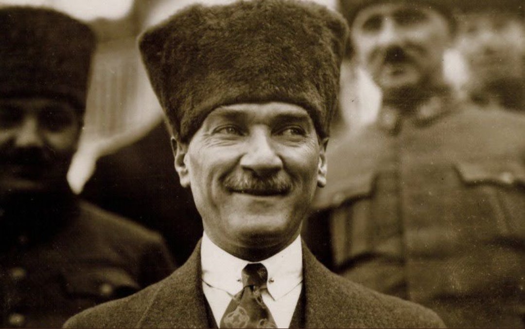 caghann1907's tweet photo. Saygı ve özlemle anıyoruz. 🇹🇷🇹🇷 https://t.co/Pj1IXREDZ9