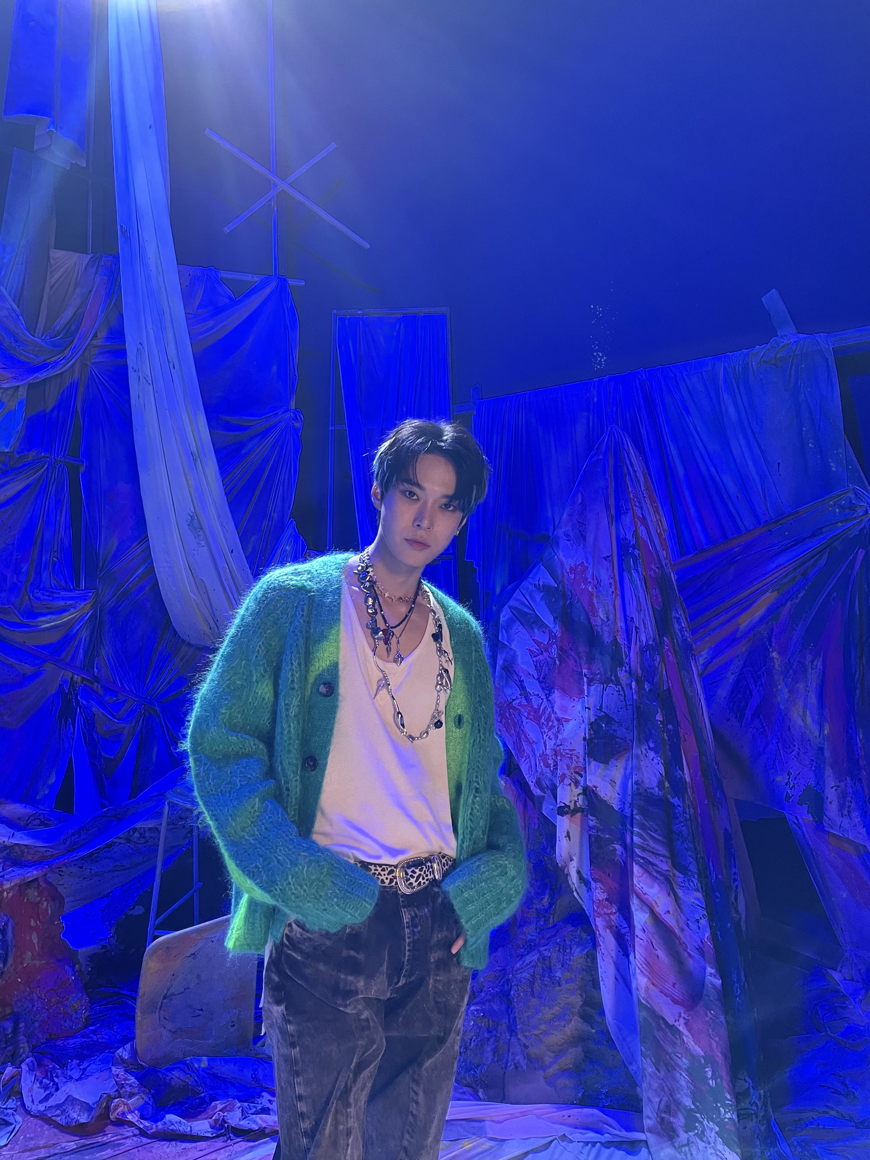 FDz-VLFaMAA7BWx?format=jpg&name=orig