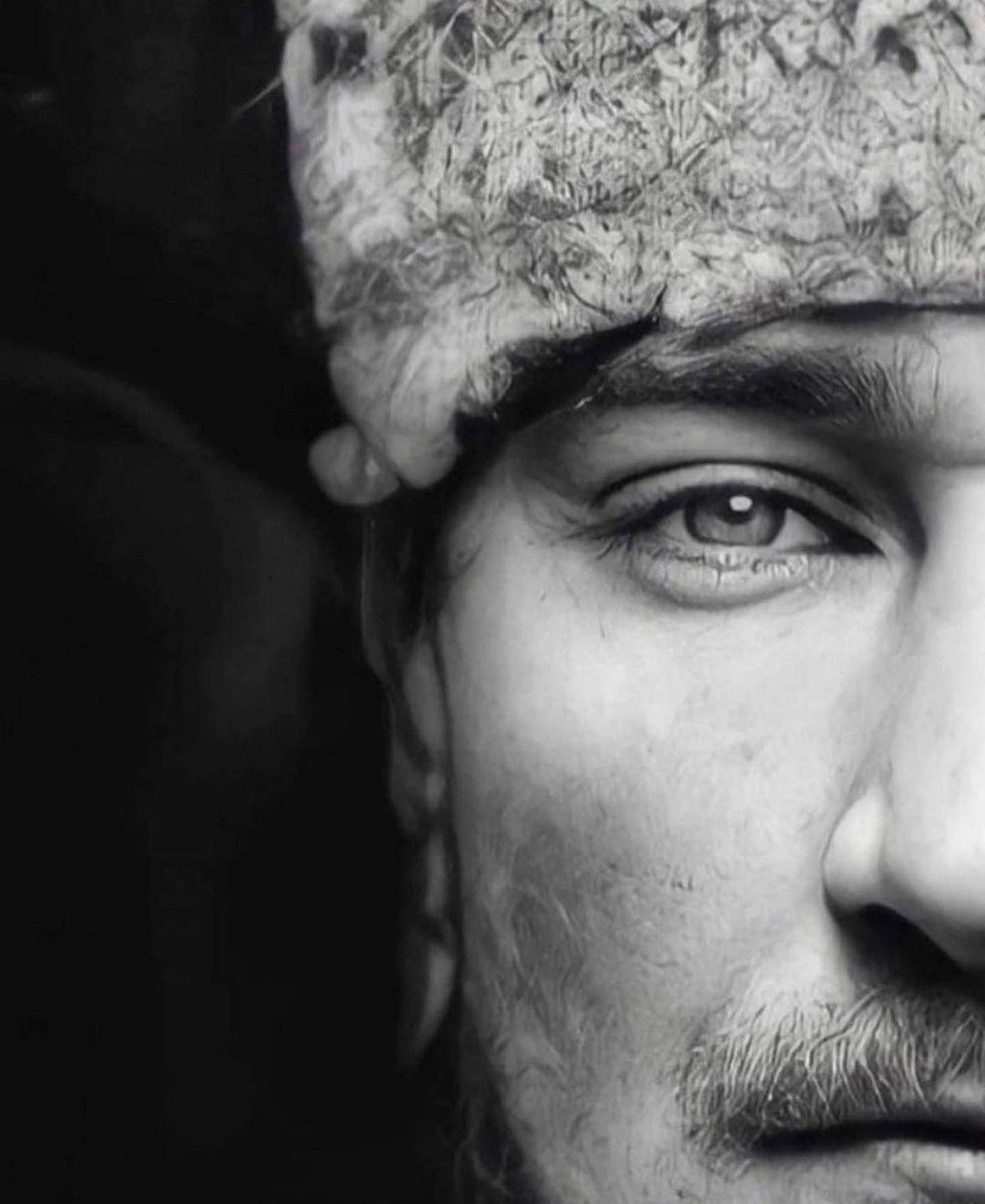 GayretlilerP's tweet photo. Cumhuriyetimizin kurucusu Gazi Mustafa Kemal Atatürk’ü sevgi, özlem ve minnetle anıyoruz...
İzindeyiz ATAM🇹🇷 https://t.co/IrlFgZ29og