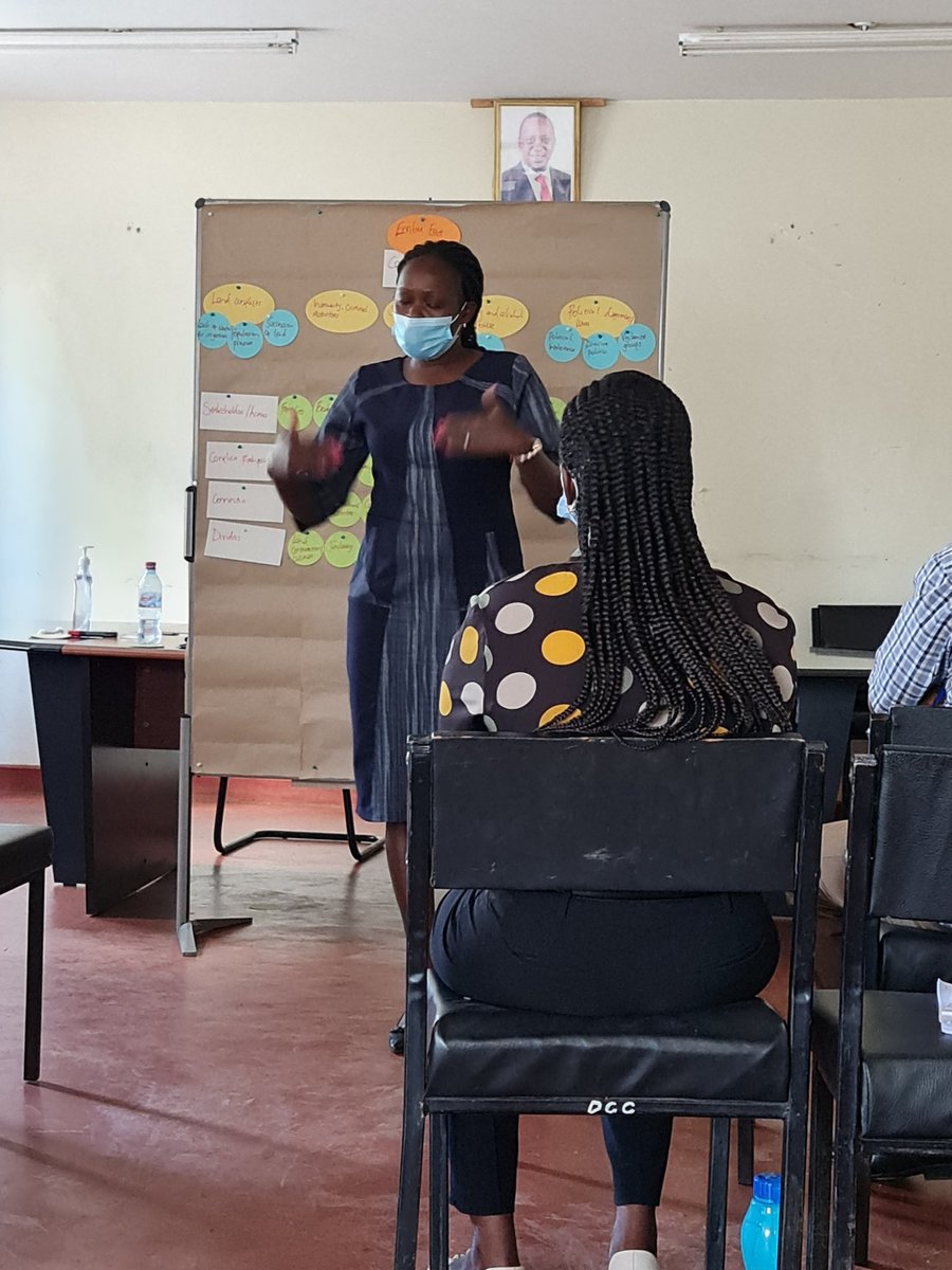 NSCpeace's tweet photo. In Embu East Sub-County with the newly reconstituted Peace Committee Members as we map out mechanisms they will adopt going forward to counter negative political instigated conflicts and enhance their Early Warning communication channels. Present was DCC George Omollo https://t.co/FvaCopMRlG