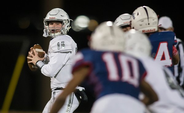 #Kpreps Player Picks to Click ➡️ Top Performances of the Year ➡️ kpreps.com/kansas/news/?i…)

 📷 by Nick Smith <a href="/ntreyaz09/">Nick Tre. Smith, M.S.Ed.</a>
