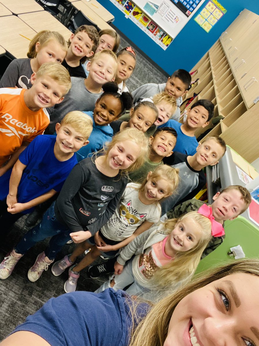 Madds_Moreland's tweet photo. I’m grateful for such a unique class that makes learning fun each day! I couldn’t ask for a better group of kiddos. #ThankfulTiger @BlueRidgeISD https://t.co/UwdANMfvaX
