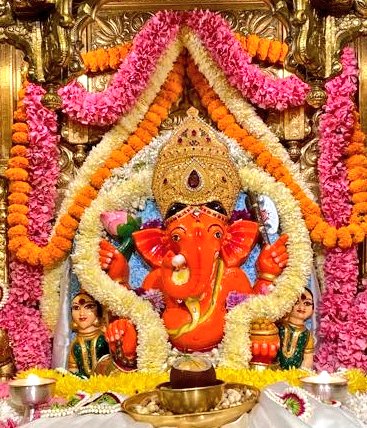 विघ्नेश्वराय वरदाय सुरप्रियाय।
          लम्बोदराय सकलाय जगद्धिताय।।
नागाननाय श्रुतियज्ञविभूषिताय।
           गौरीसुताय गणनाथ नमो नमस्ते।।
‼️जय श्री राम‼️
             ‼️हर हर महादेव‼️
                         ‼️जय श्री गणेश जी‼️