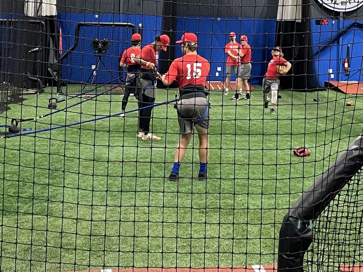 VSCCPioneersBSB's tweet photo. Pitchers getting their work in today! @FrameworkAthle1 @TrackManBB @VSCCPioneers #GoPioneers https://t.co/NTHs2keR5V