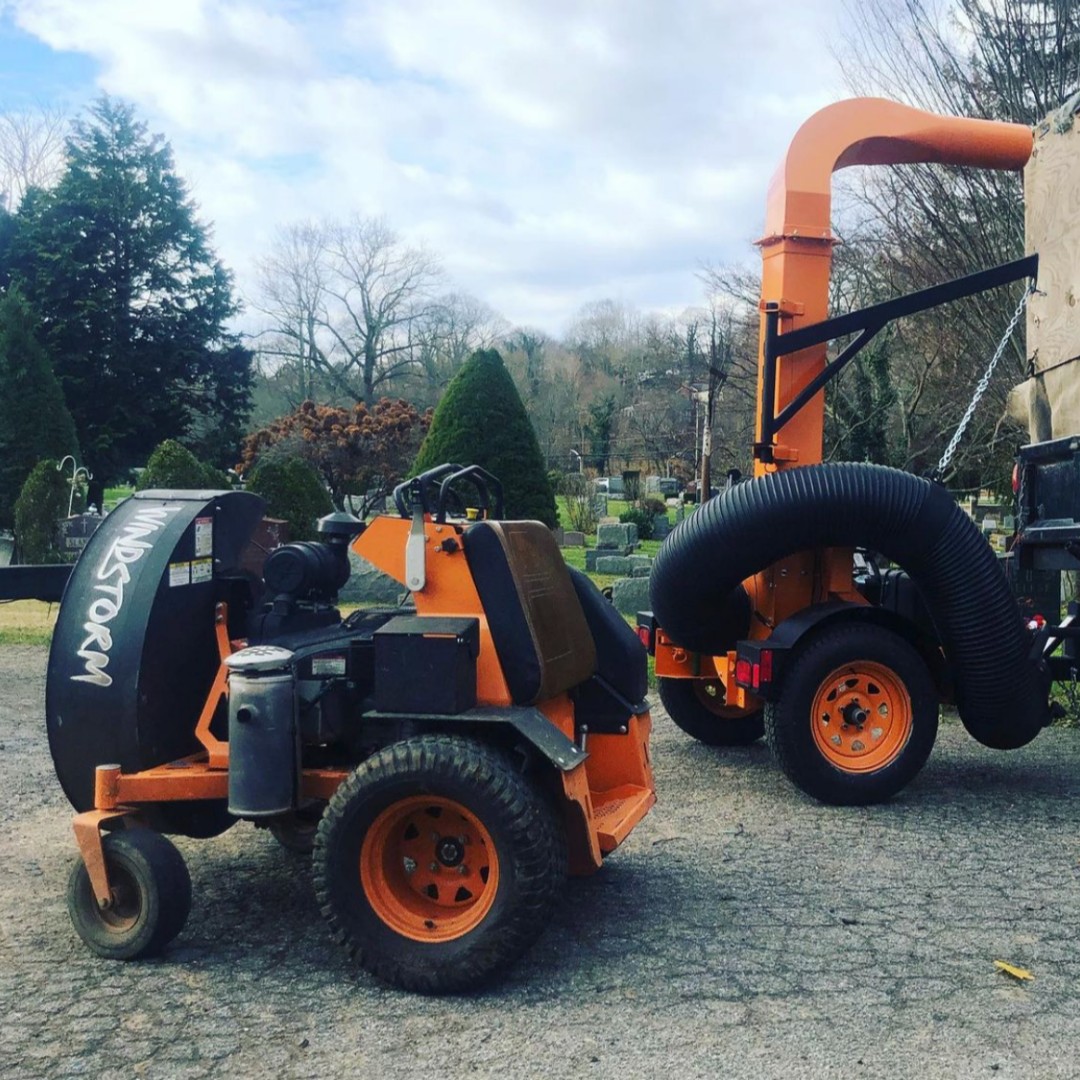 ScagPower's tweet photo. Dynamic [fall clean-up] duo right here!

📸 mjslandscapinginc (via IG)

#Scag #ScagTruckLoaders #ScagNation #SimplyTheBest #TheScagDifference #CatsEyeGold #ScagMowers #Fall #FallCleanup #Lawncare #Landscaping #TruckLoader #Windstorm #ScagWindstorm #GiantVac https://t.co/sTEbBnk0Rw