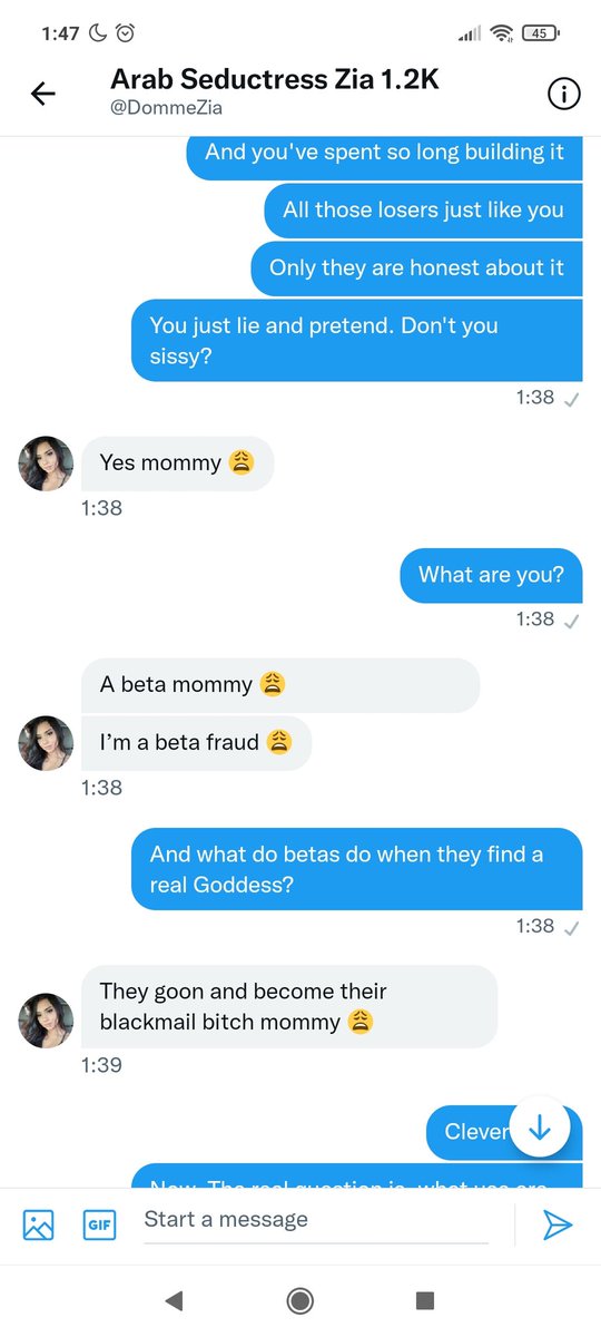 EgirlUk's tweet photo. Now.
Normally I wouldn't do this as I do so playing with other Dommes.
But this 'Domme' decided to be incredibly rude. And I really don't like rudeness.
So, @DommeZia, with her 1.2K followers, this stays here until I get a very nice apology. https://t.co/AugCf6fBQ7