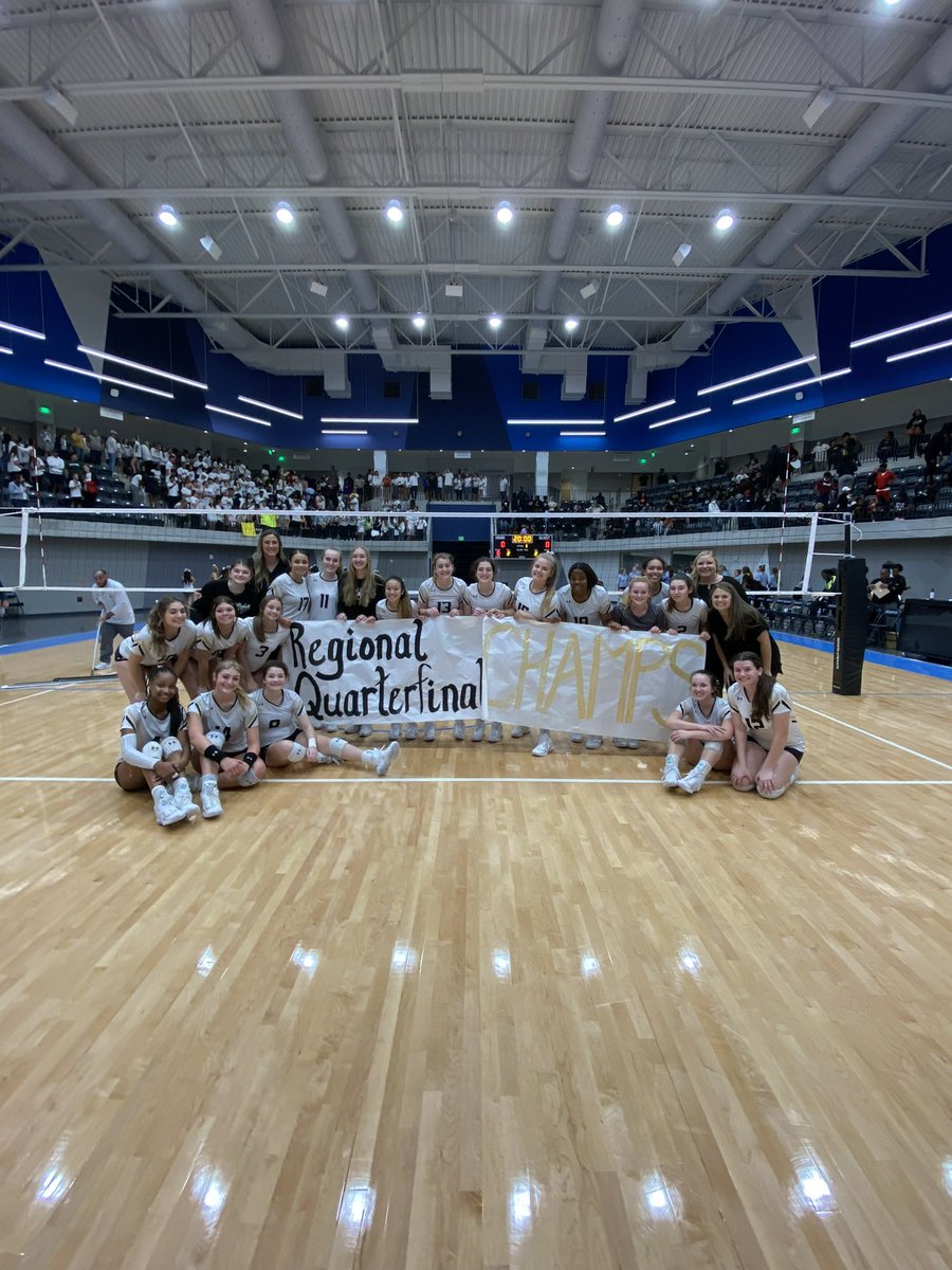 💥BOOM!!💥 Fourth Round Bound! Way to take care of business tonight, next stop REGIONAL TOURNAMENT‼️