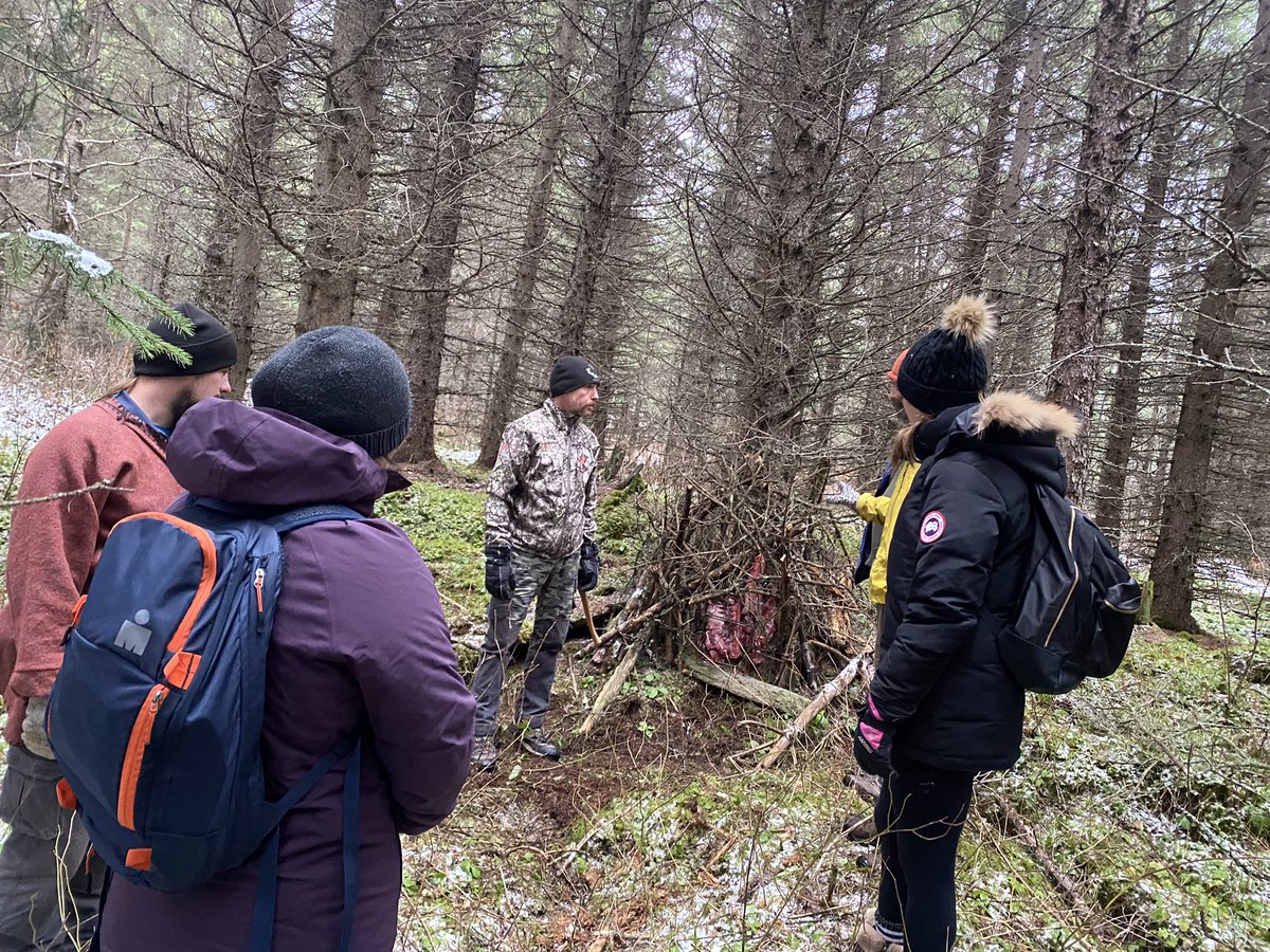 DeadPine57's tweet photo. Quinson Elem Gr 4 to the trapline joined by UNBC profs @gthielmann @hart_banack &amp; 2 teacher candidates. @teacherkelseyy @amandaquash sang &amp; drummed. I told bear attack stories, Ian taught fire starting. Students learned about wasi, chunih, tsa traps. @pamelaspooner77 @SD57PG https://t.co/Qm7UmpZh0W