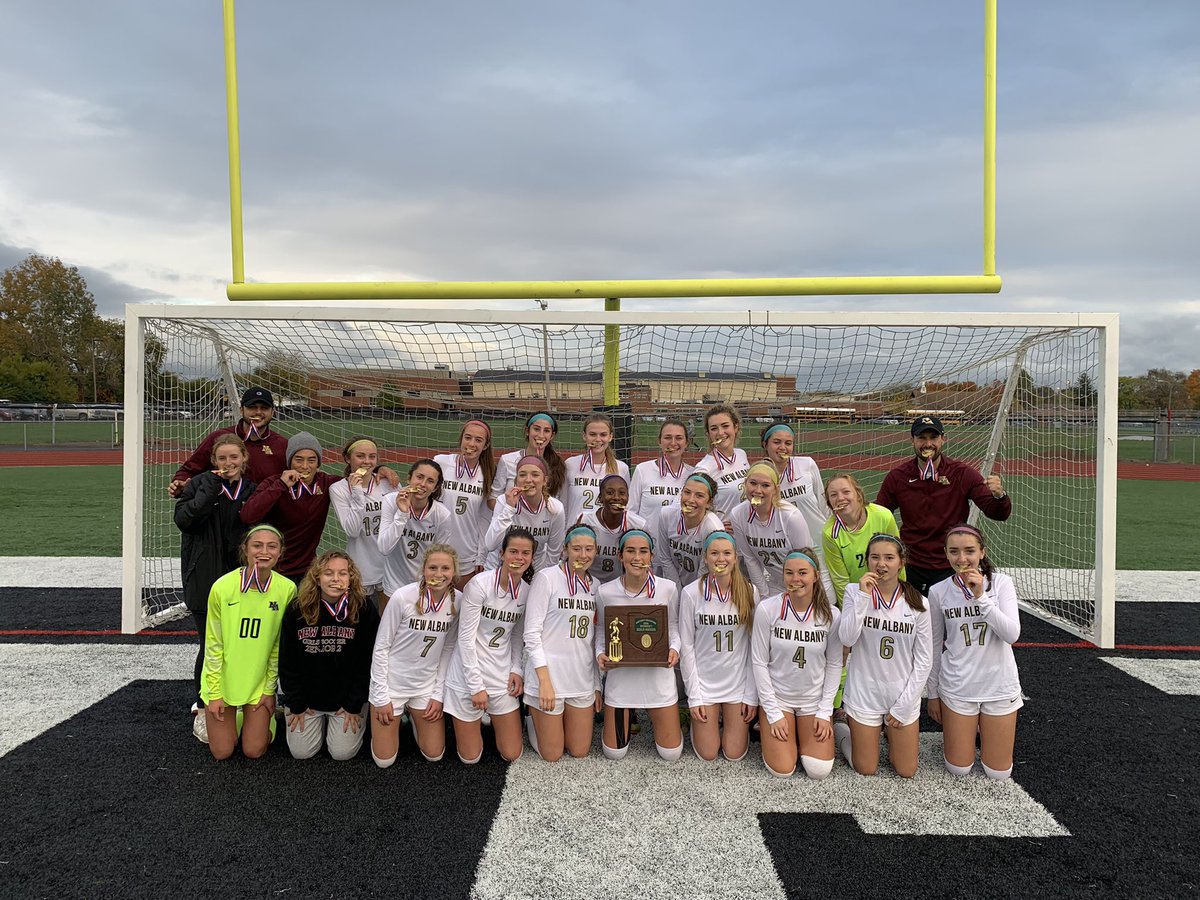 NAGSOCCER's tweet photo. Such an amazing year and an amazing group!  Could not be more proud of everyone involved. Wish nothing but the best for our seniors as they leave with a lasting legacy! https://t.co/n2VADA1y55
