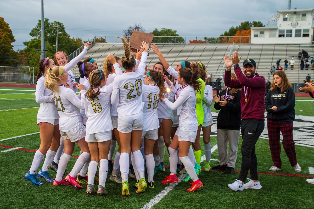 NAGSOCCER's tweet photo. Such an amazing year and an amazing group!  Could not be more proud of everyone involved. Wish nothing but the best for our seniors as they leave with a lasting legacy! https://t.co/n2VADA1y55