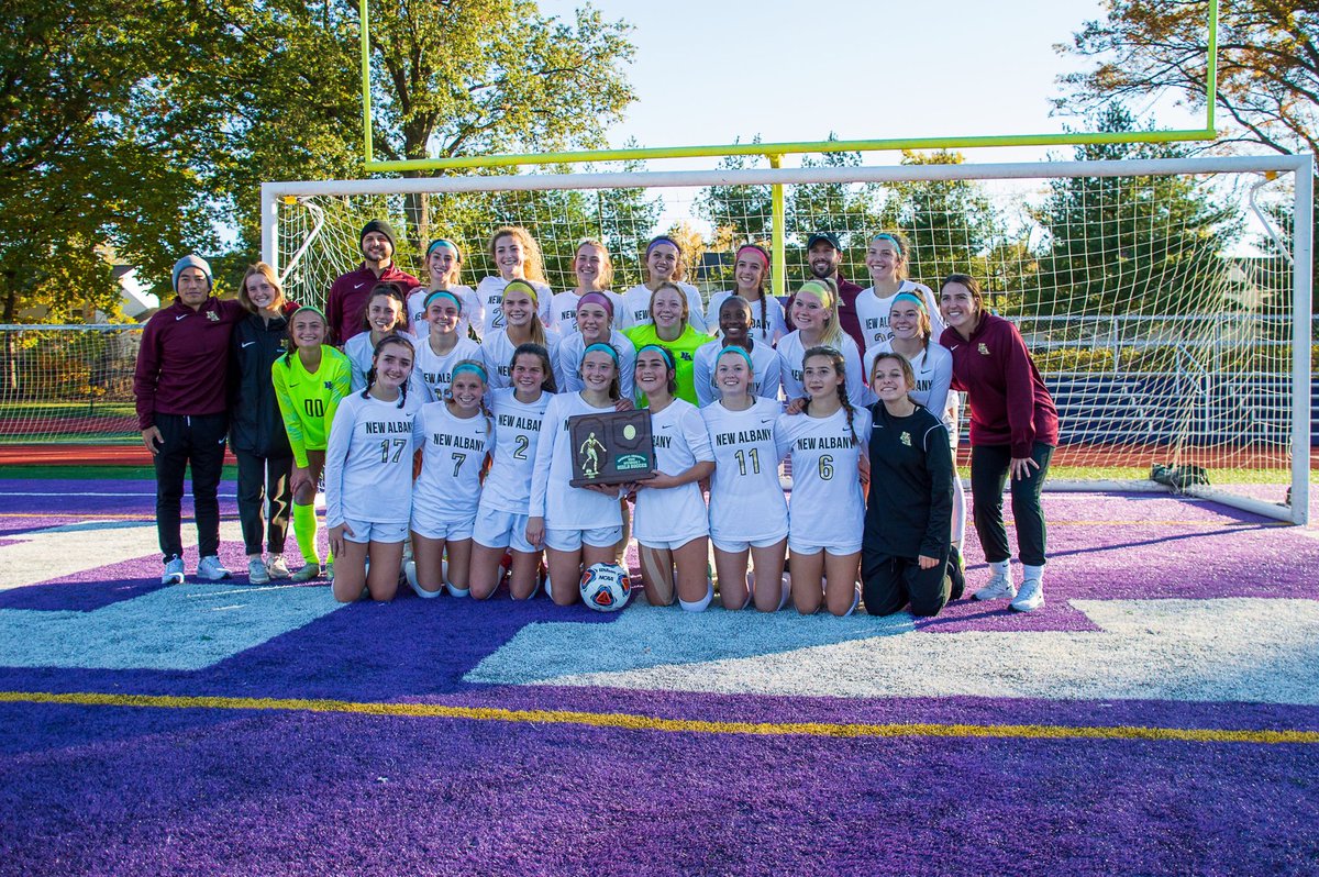 NAGSOCCER's tweet photo. Such an amazing year and an amazing group!  Could not be more proud of everyone involved. Wish nothing but the best for our seniors as they leave with a lasting legacy! https://t.co/n2VADA1y55