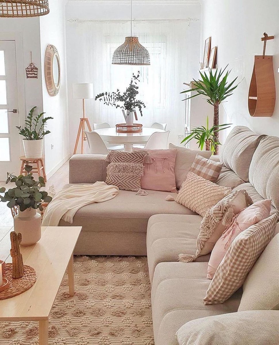 renotalk's tweet photo. Never be scared to try out new color combinations in your house; you never know what you could come up with! β€οΈβ
π: https://t.co/l1CYoMXuqBβ
#interiordesignmag #interiorstudio #roomcolour #homeimprovement #livingspace #interiorcolour β
π· by @rosenude_homedeco https://t.co/D1qoApTSMO