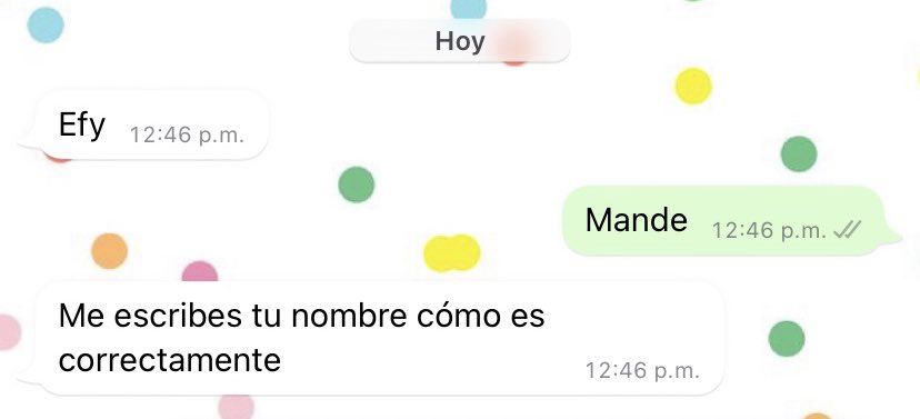 StephyLomeli's tweet photo. Mis papás: poniéndome nombres raros para escribirse 

También mis papás: https://t.co/nd1rrLXggE