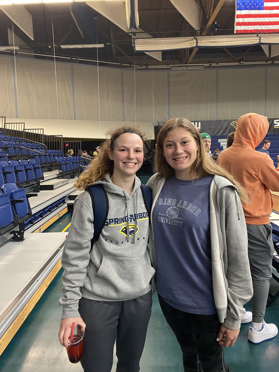 So glad I was able to come out tonight and watch my teammate @alexlong_20 and my future basketball team play it was a great game! <a href="/SAUCougarsWBB/">Spring Arbor Women's Basketball</a>