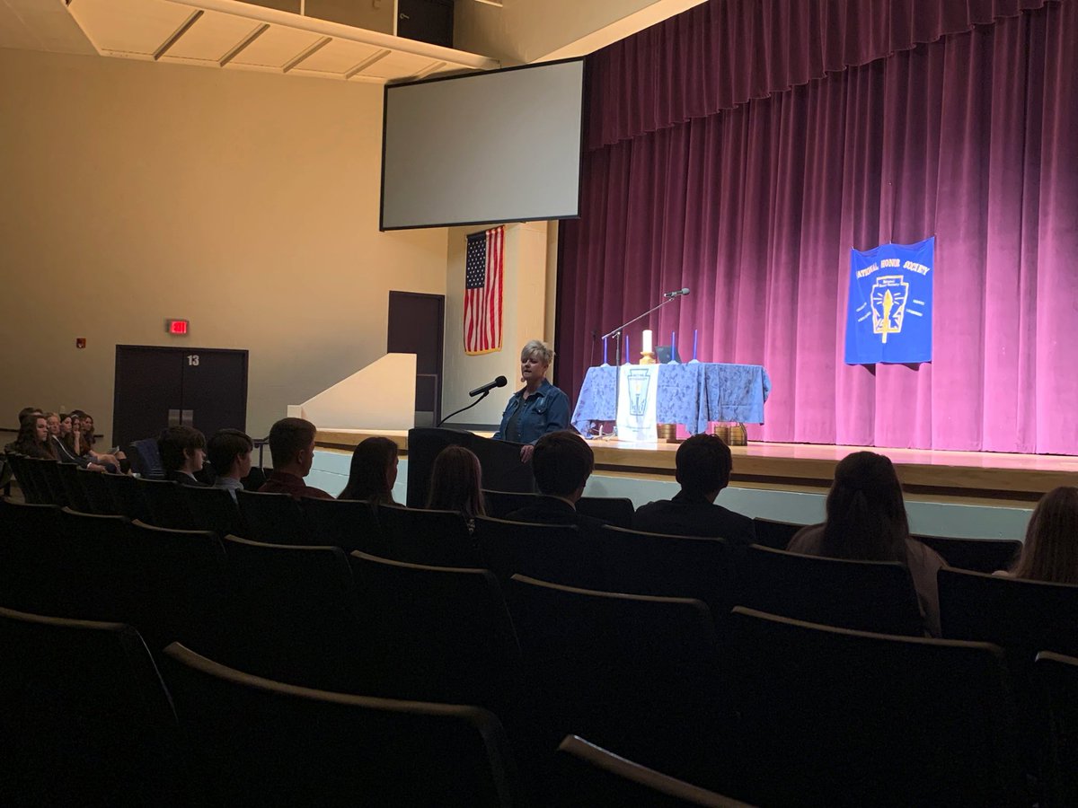 EnglemanJason's tweet photo. Big thanks to our NHS guest speaker, @CLVanBeek who stressed the 3 E’s of Leadership - Equip, Encourage, &amp; Enjoy.  #LetsLeeed #CLNHS https://t.co/a0D7VnRqw8
