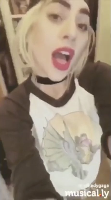 fkanicobackup's tweet photo. she finally deleted this musically she made in 2016 thank god… it won’t be missed https://t.co/43yu4DVEQx