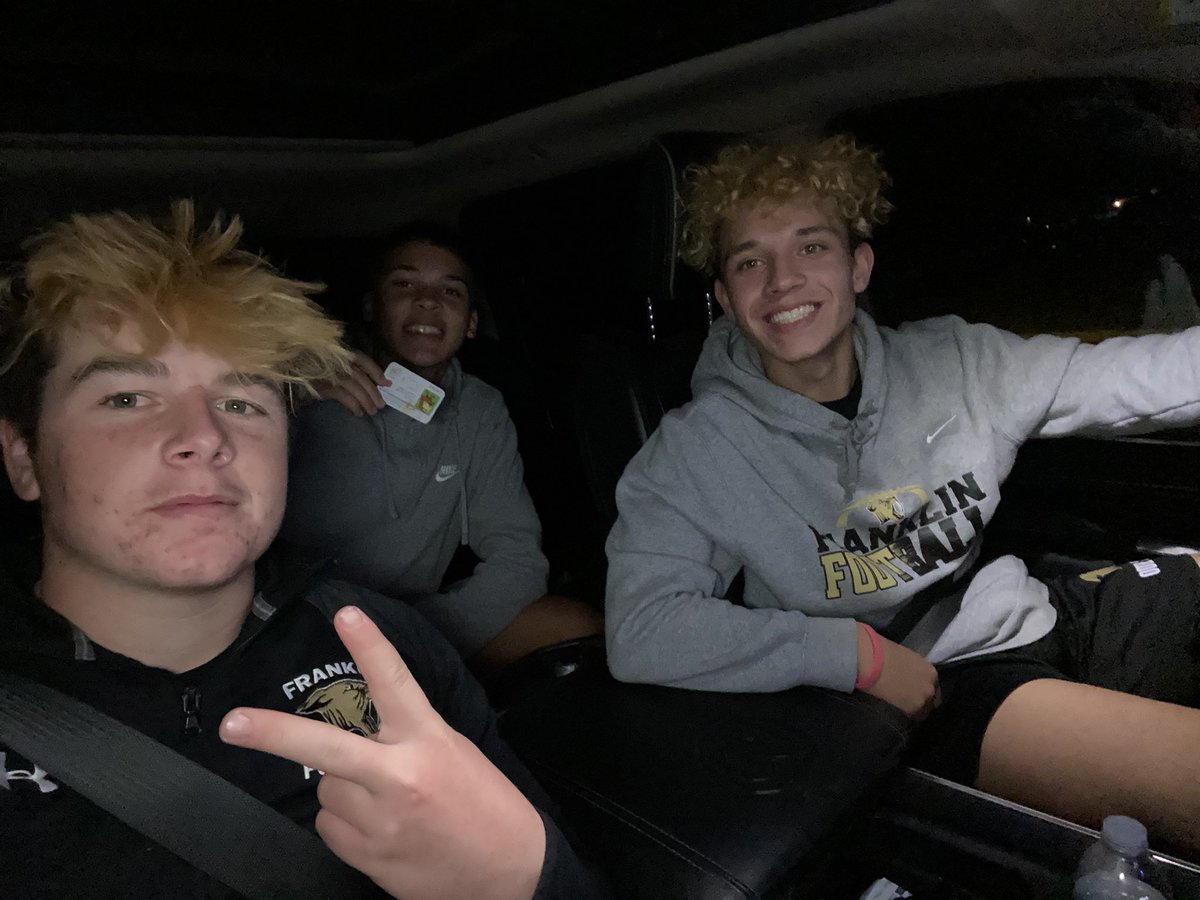Carpool more often its better for the environment #apeswater <a href="/franklinlorax/">APES Project Lorax</a>