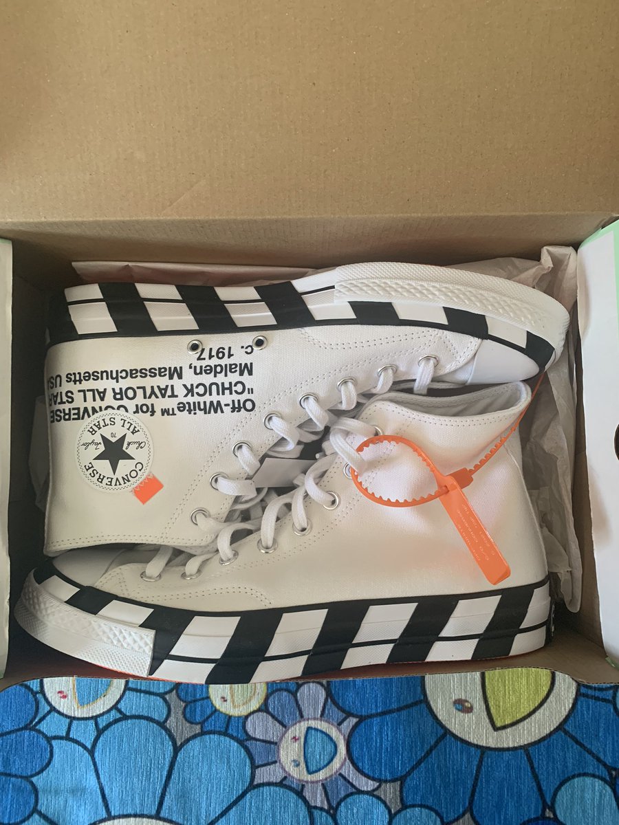 ddotmore's tweet photo. @RetailTuesday All ds feel free to dm for more pictures or offers

Ow dunk Lot 14 size 10
Off white chuck size 10.5
ALD new balance 550 both size 10
Shrekpreme size XL
#RetailTuesday is back https://t.co/M5ekDmo43m