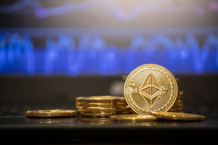 CryptoEarth01's tweet photo. Ethereum Killers,' Metaverse Tokens Seen as Next Millionaire Makers

#ETH #Metaverse #cryptocurrency #cryptocurrencies #dogelon #dogecoin #SHIB #SHIBARMY #BinanceSmartChain #Bitcoin https://t.co/1PETqUUTXH