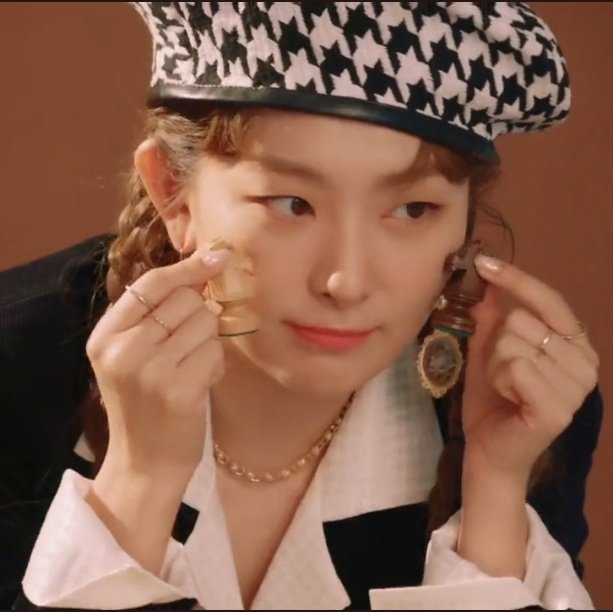 gomseulkong's tweet photo. 하 너무 좋다 슬기야 https://t.co/yBZv54GsIN