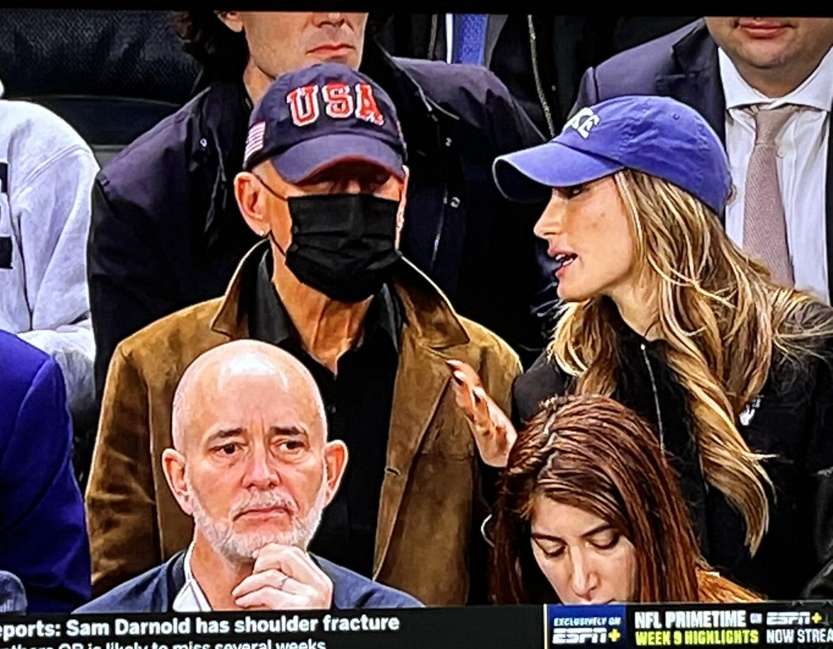 lyric_podcast's tweet photo. Bruce at MSG! No, not with the E Street Band, but with Jessica at tonight’s Duke-Kentucky game.
.
#springsteen @springsteen https://t.co/Wo6Tr8cMJ8