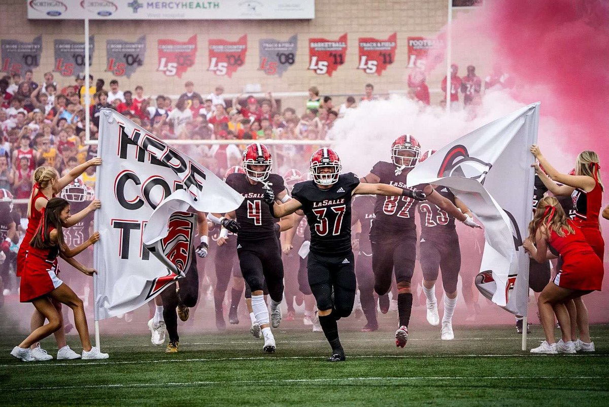 ‼️Round 3‼️                                                                             ⏰7pm⏰                                                                                        📍Lakota East📍                                                                   ⚫️Black Out⚫️